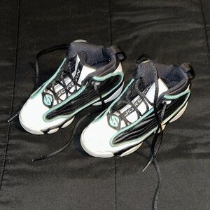 Jordan Black,White and Teal